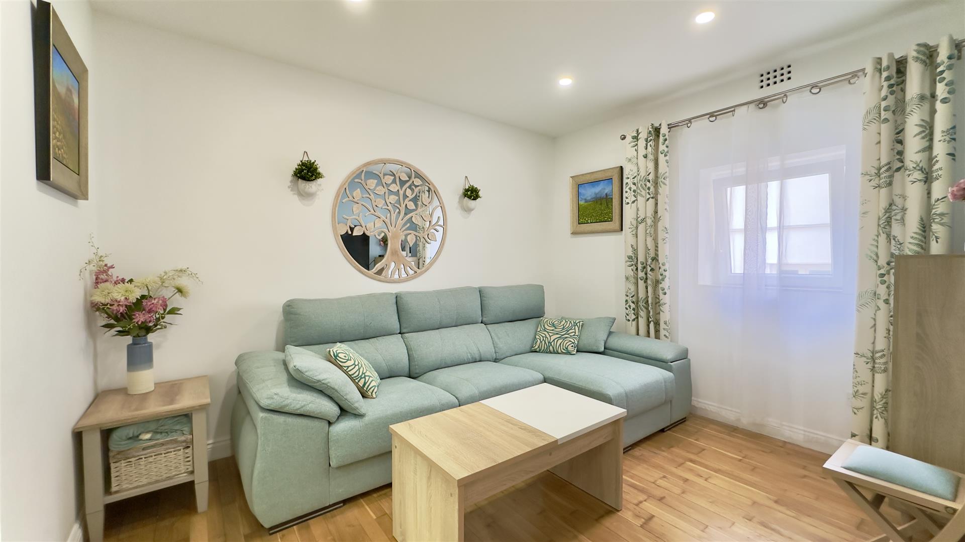 Image of Apartment - 2 Bedrooms - 1 Bathrooms for Sale in South District-Gibraltar, Image 1